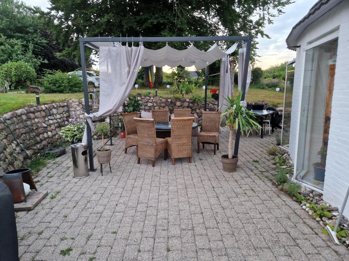 Trandafir Guesthouse Egtved Екстериор снимка