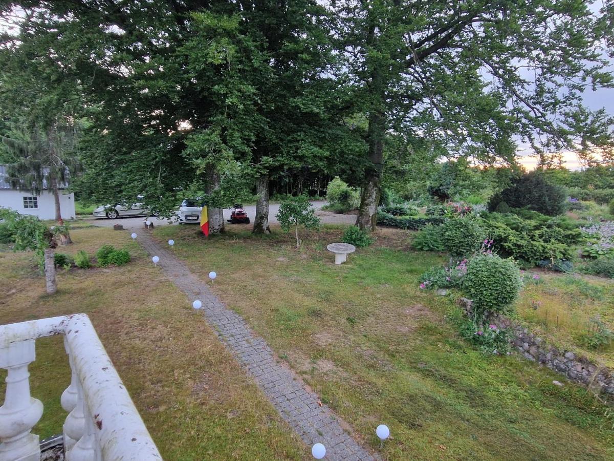Trandafir Guesthouse Egtved Екстериор снимка