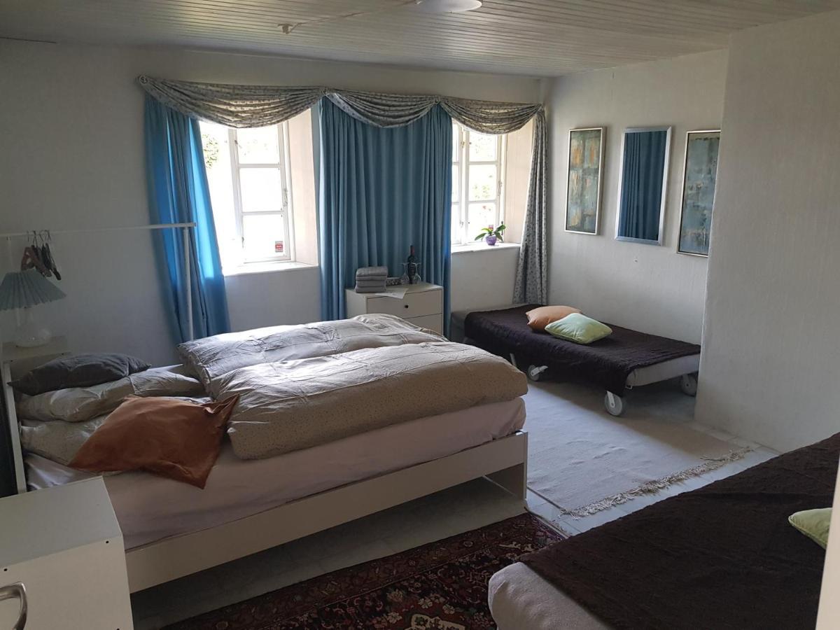 Trandafir Guesthouse Egtved Екстериор снимка