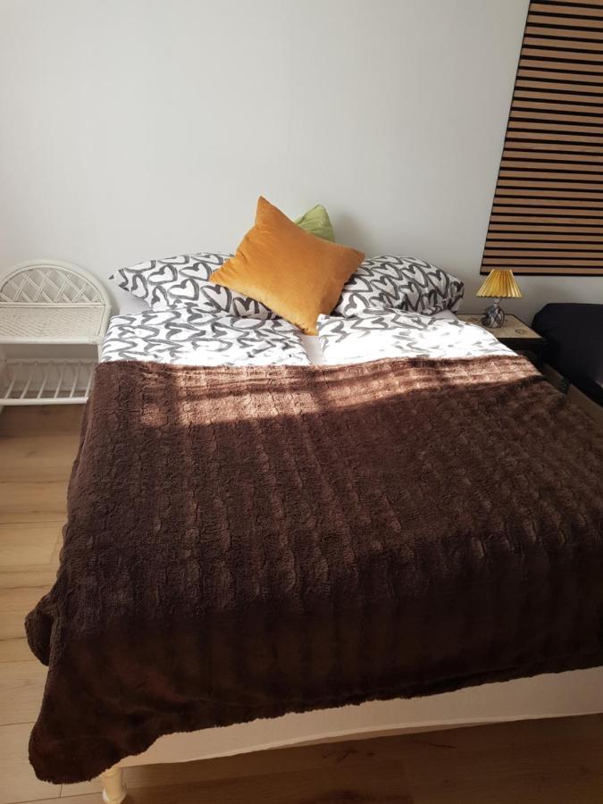 Trandafir Guesthouse Egtved Екстериор снимка