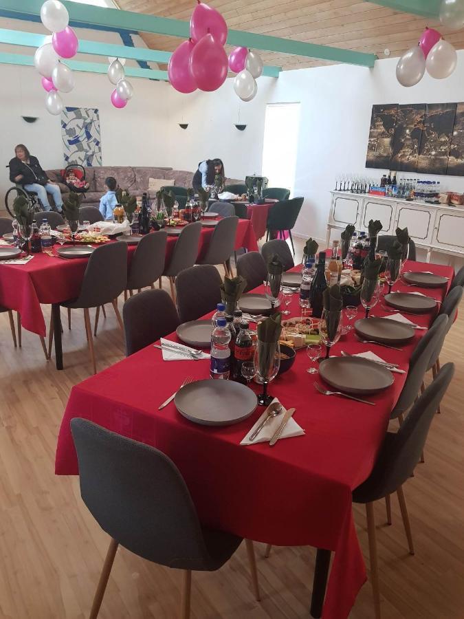 Trandafir Guesthouse Egtved Екстериор снимка